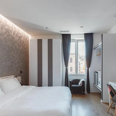 The Place Giuliana Roma