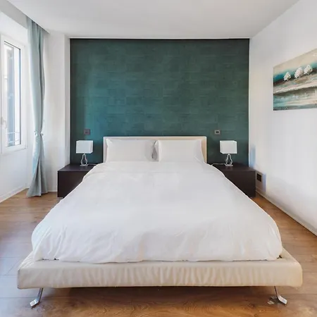 Guest house The Place Giuliana